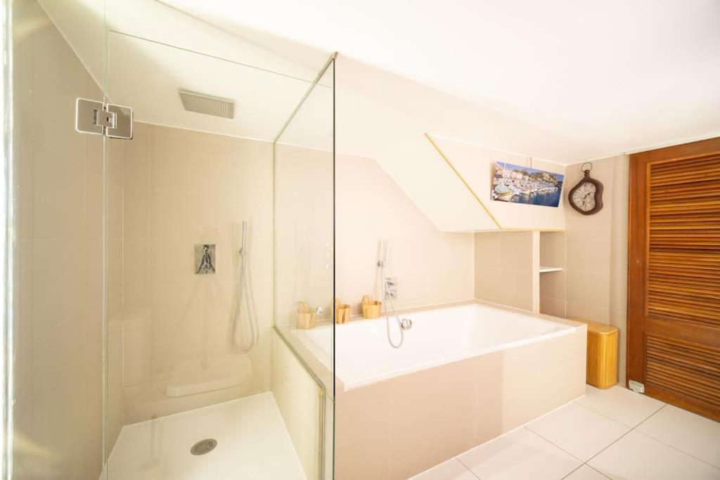 Air-Conditioned Loft In The Heart Of The Old Port 마르세유 외부 사진